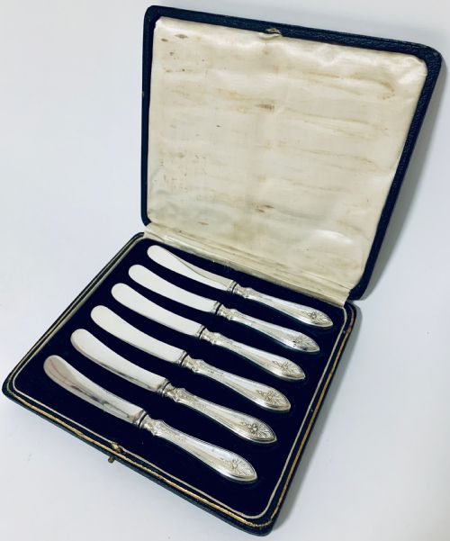 fig 1. Set of 6 Antique Sterling Silver Butter Knives in Original Box