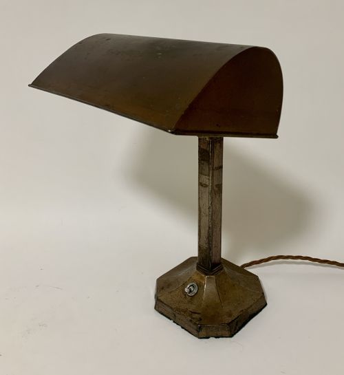 Antique Bankers Style Desk Lamp