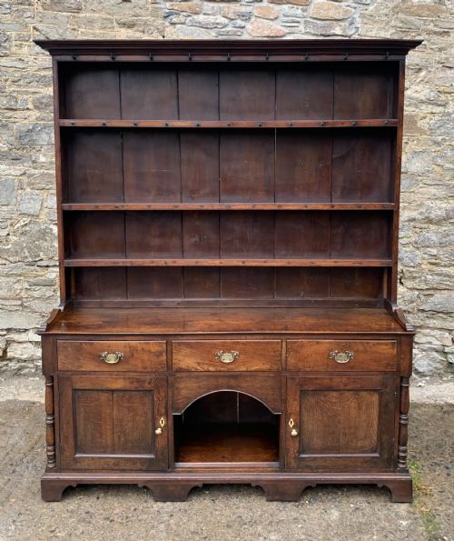 Georgian Oak Dog Kennel Dresser