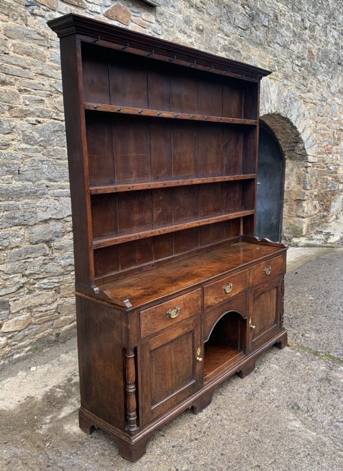 fig 1. Georgian Oak Dog Kennel Dresser