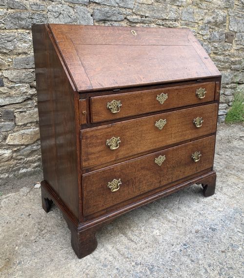 fig 1. Georgian Oak Bureau
