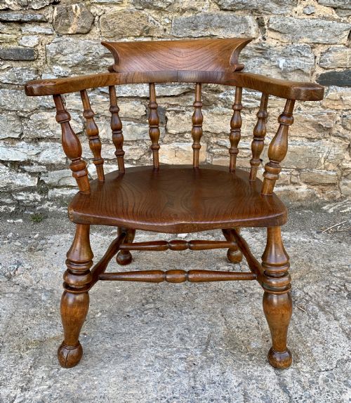 fig 1. Antique Elm Captains Chair Smokers Bow