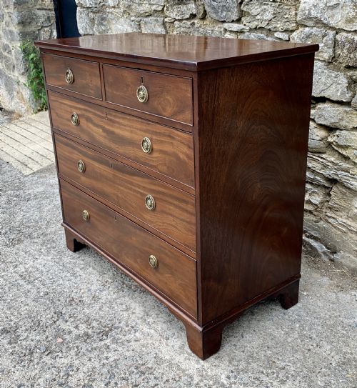 fig 2. Georgian Mahogany Chest of Drawers