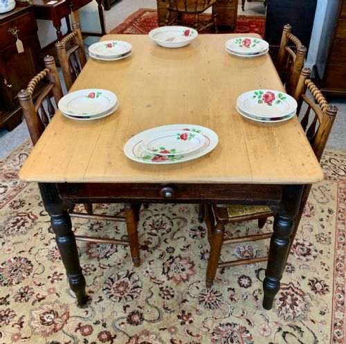 fig 1. Victorian Pine Farmhouse Table