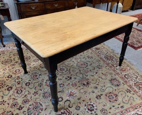 fig 2. Victorian Pine Farmhouse Table