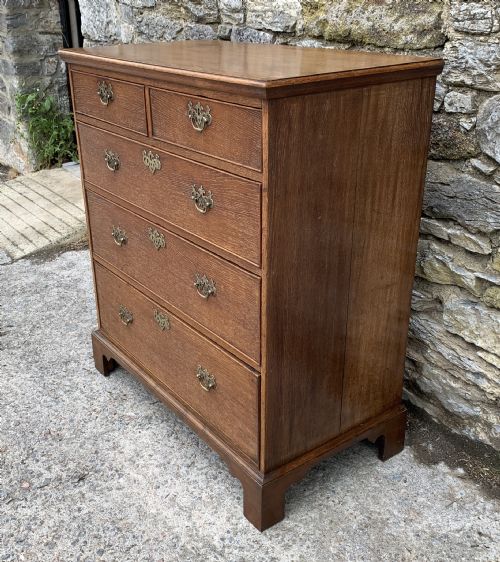 fig 1. Georgian Oak Crossbanded Chest of Drawers