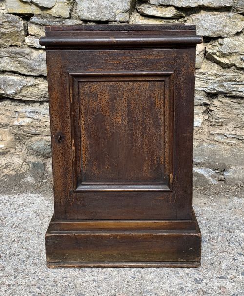 fig 1. Georgian Collectors Tabletop Specimen Cabinet
