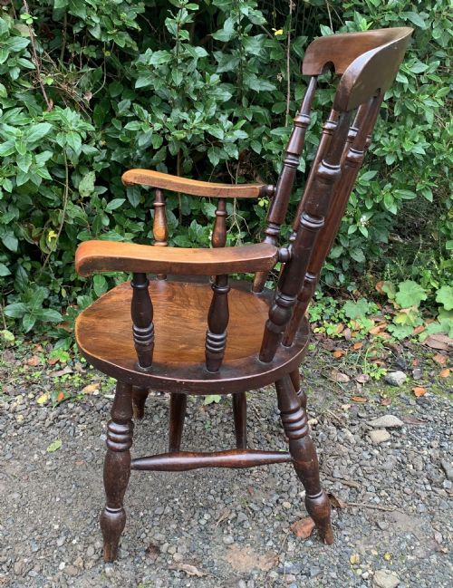 fig 1. Antique Windsor Farmhouse Chair
