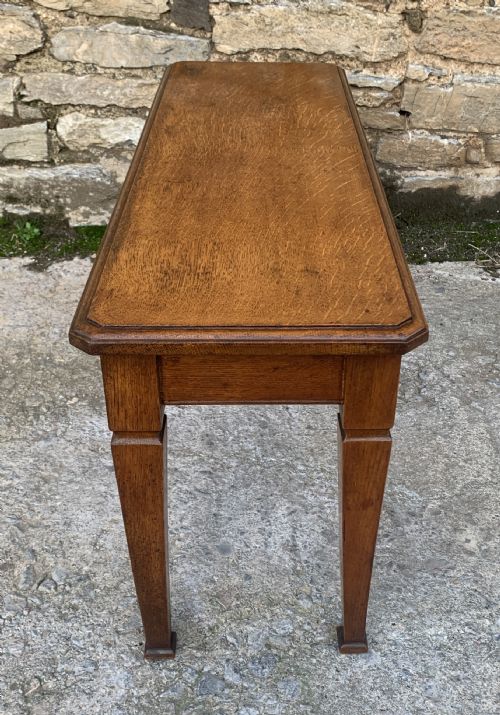 fig 1. Arts and Crafts Oak Window Bench Seat