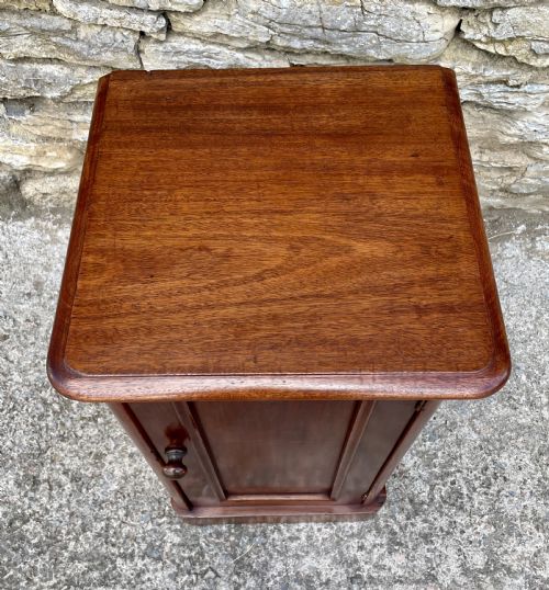 fig 1. Victorian Mahogany Pot Cupboard
