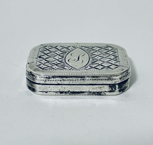 fig 1. 18th Century Georgian Silver Vinaigrette