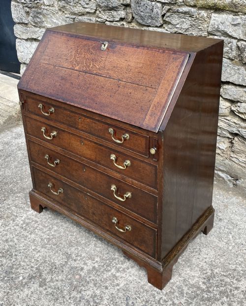 fig 1. Georgian Country Oak Bureau