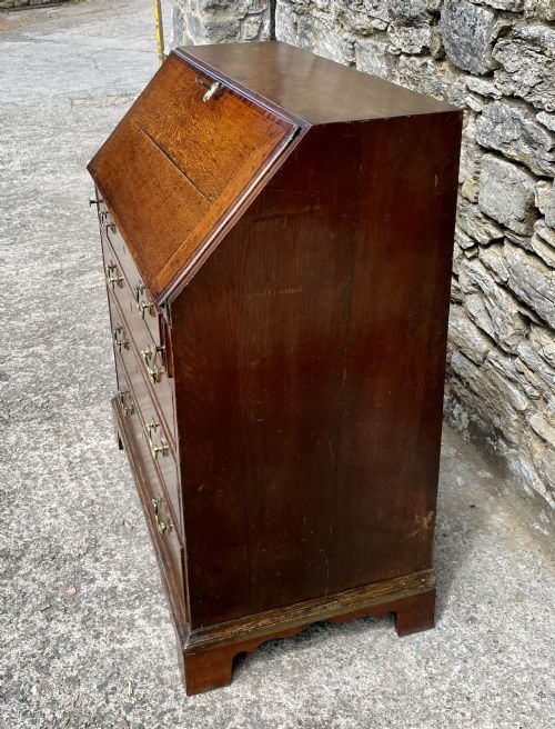 fig 2. Georgian Country Oak Bureau