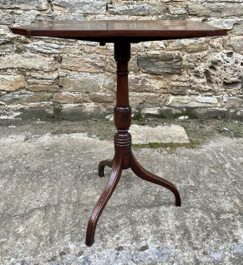 fig 1. Regency Mahogany Snap Top Wine Table