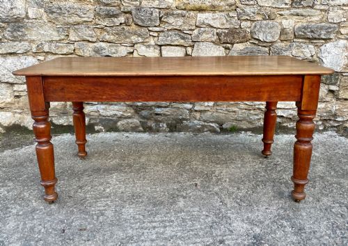 fig 2. Large Victorian Mahogany Farmhouse Style Dining Table