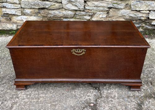 Antique Georgian Oak Crossbanded Blanket Chest