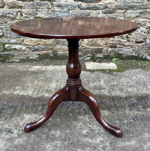 fig 1. Georgian Mahogany Tilt Top Occasional Table
