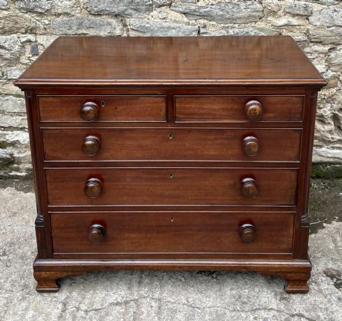 fig 1. Antique George III Mahogany Chest of Drawers
