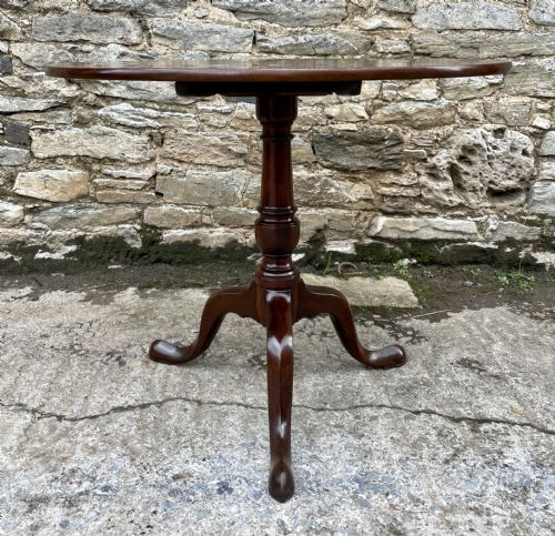 fig 1. Antique Georgian Mahogany Tilt Top Table