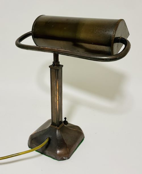fig 1. Antique Bankers Desk Lamp