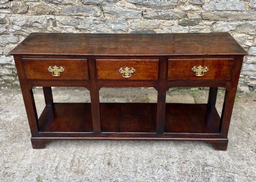 fig 1. Georgian Oak Potboard Dresser Base