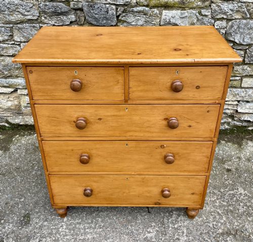 fig 1. Large Victorian Pine Chest of Drawers