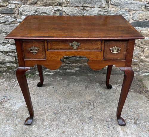 Georgian Oak Crossbanded Lowboy