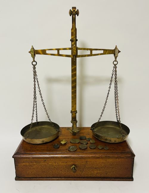Antique De Grave Apothecary Scales