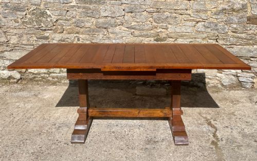 Antique Oak Extendable Draw-leaf Table