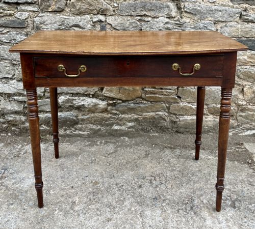 fig 1. Georgian Mahogany Bow Front Side Table