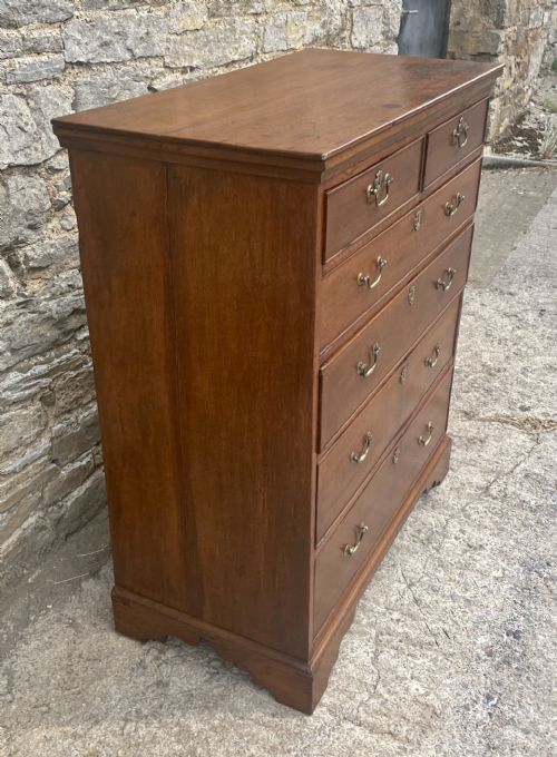 fig 1. Large Georgian Oak Chest of Drawers