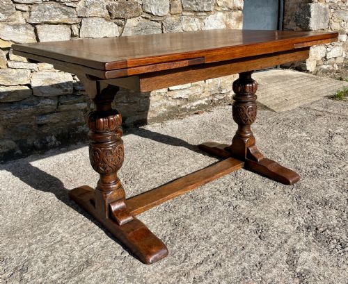 fig 1. Antique Oak Draw Leaf Dining Table