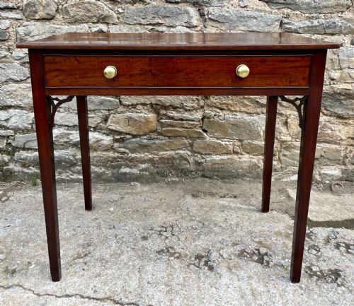 fig 1. Georgian Mahogany Side Table