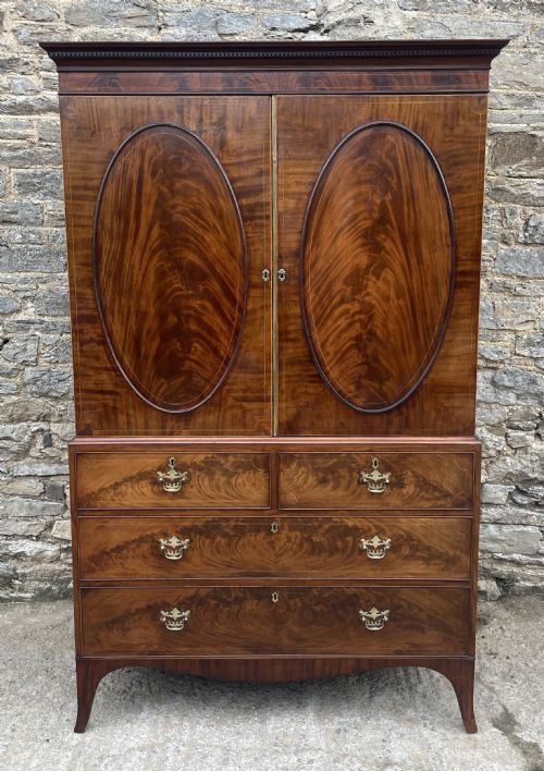 Georgian Mahogany Linen Press