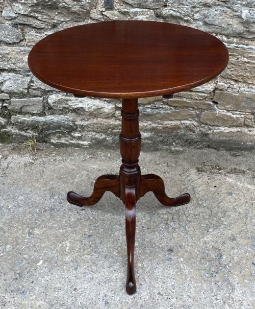 fig 1. Georgian Mahogany Tilt Top Wine Table