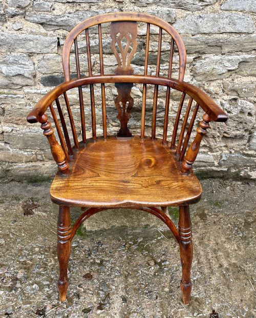 Antique Yew Wood and Elm Windsor Chair