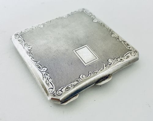 fig 1. Silver Compact