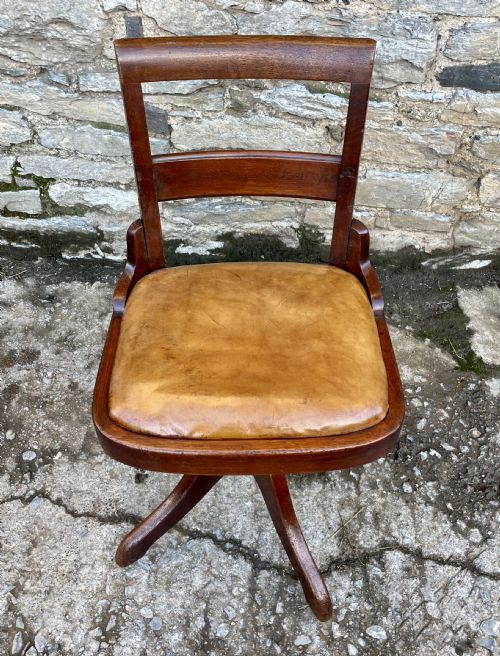fig 1. Edwardian Swivel Desk Chair