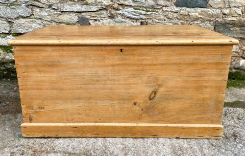fig 1. Antique Pine Blanket Box