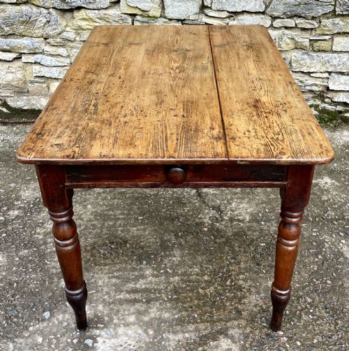 fig 2. Victorian Pine Farmhouse Table