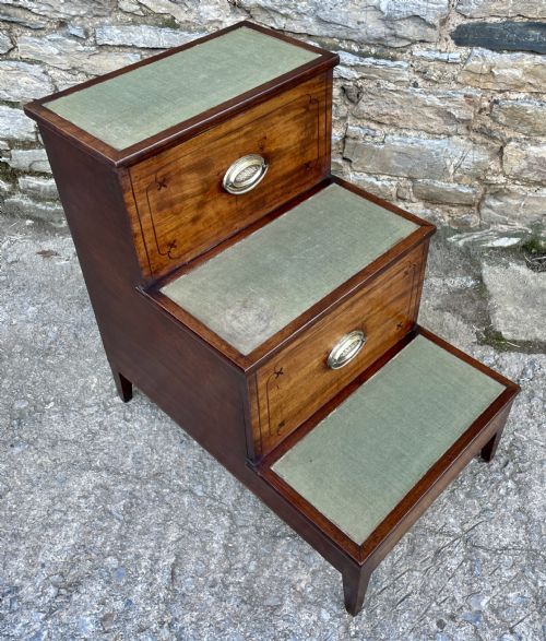 fig 1. Georgian Mahogany Bed / Library Steps