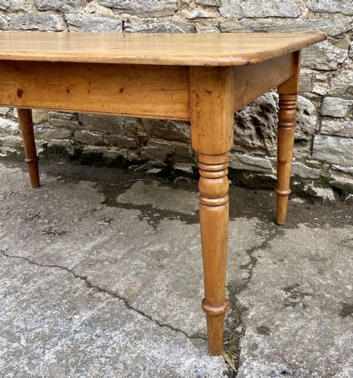 fig 2. Large Victorian Pine Farmhouse Table