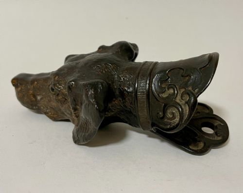 fig 1. Antique Bronze Dog Letter Clip
