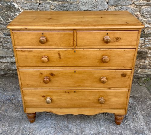 fig 1. Large Victorian Pine Chest of Drawers
