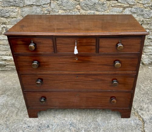 fig 1. Georgian Mahogany Chest of Drawers
