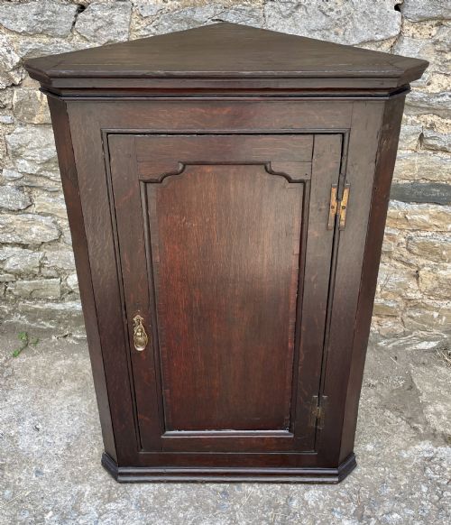 fig 1. Georgian Oak Hanging Corner Cupboard