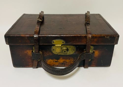 Antique Leather Cartridge Case by Ebrall