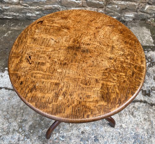 fig 1. Georgian Oak Wine Table