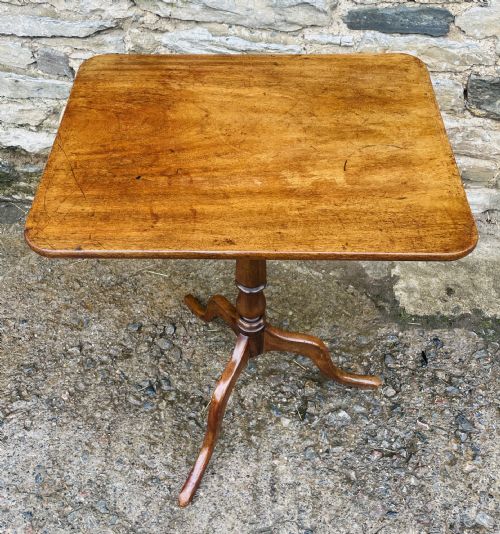 fig 1. Regency Mahogany Tilt Top Wine Table