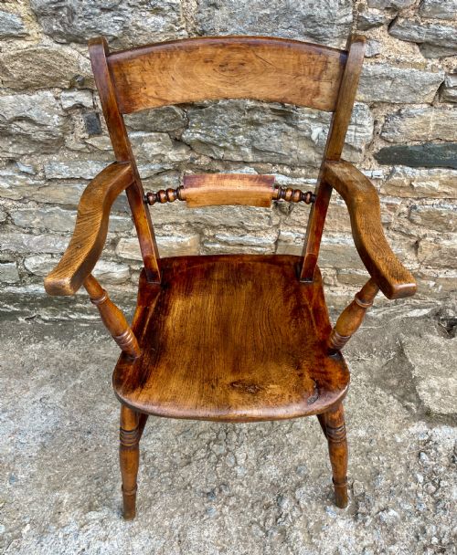 fig 2. Victorian Elm Bar Back Windsor Chair